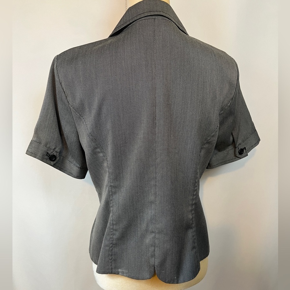 Black and White Short Sleeve Suit Jacket Top Size 12P - Picture 5 of 9